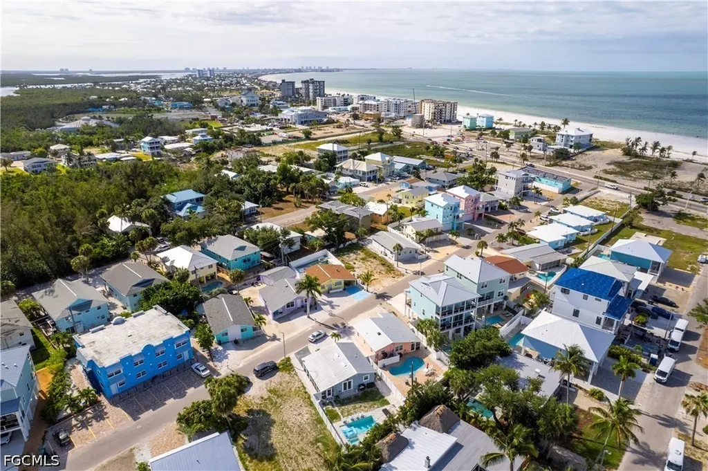 216 Fairweather Lane Fort Myers Beach FL 33931