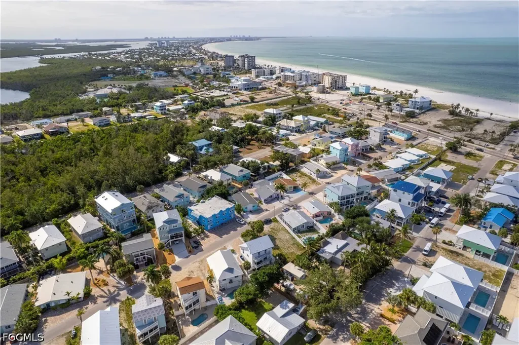 216 Fairweather Lane Fort Myers Beach FL 33931