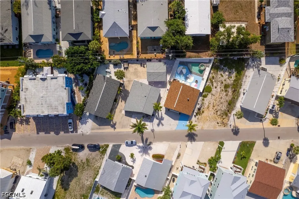 216 Fairweather Lane Fort Myers Beach FL 33931