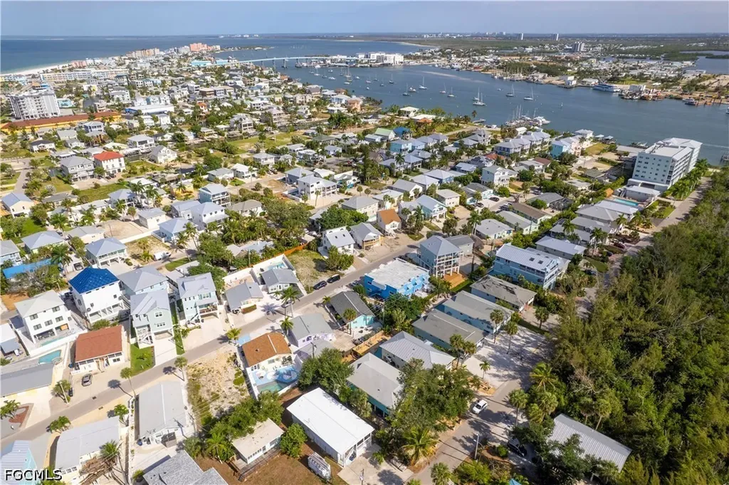 216 Fairweather Lane Fort Myers Beach FL 33931