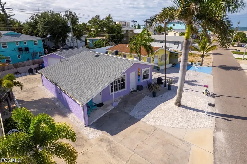 216 Fairweather Lane Fort Myers Beach FL 33931