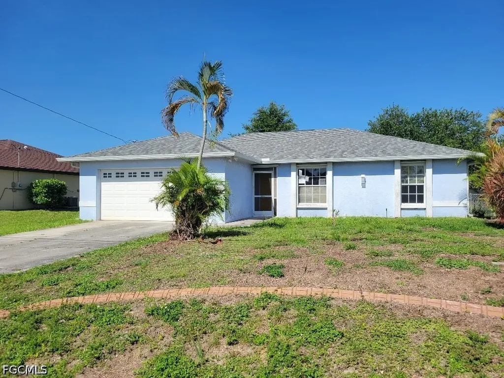 Cape Coral FL, 208 NW 4th Avenue