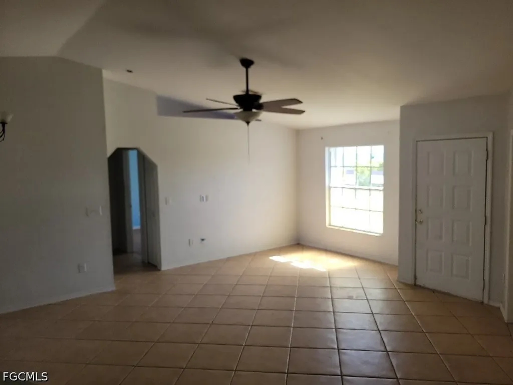 208 NW 4th Avenue Cape Coral FL 33993