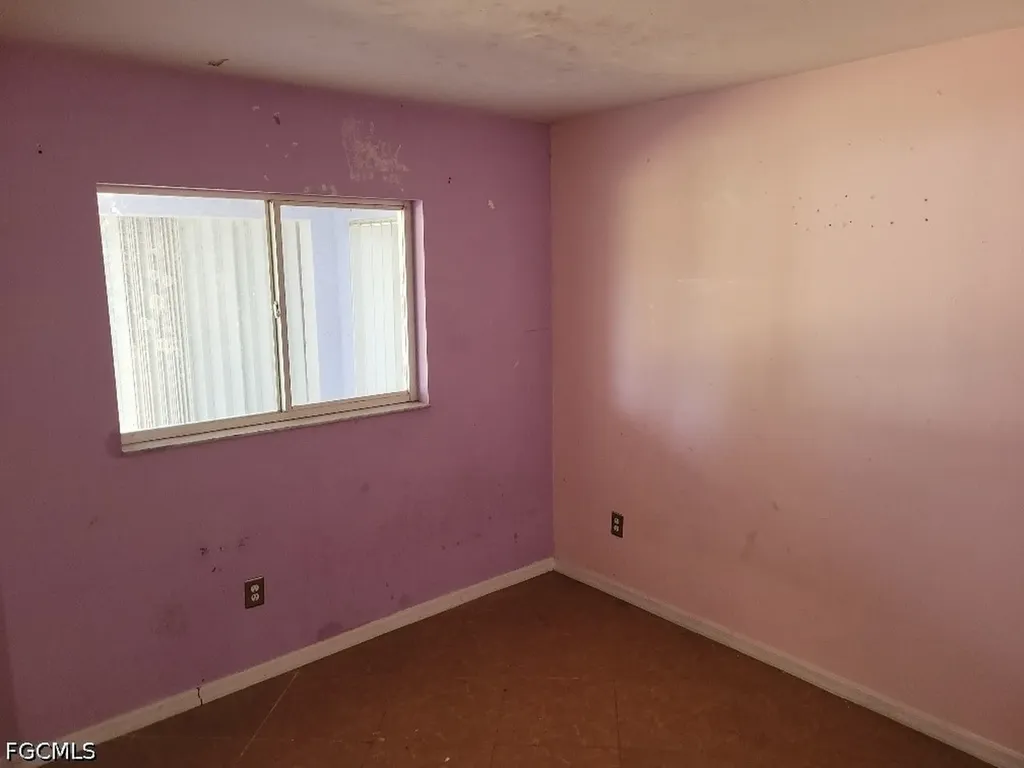 208 NW 4th Avenue Cape Coral FL 33993