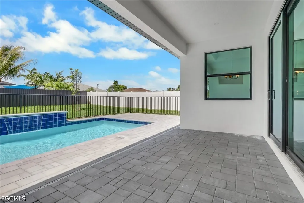 1408 NW 2nd Street Cape Coral FL 33993