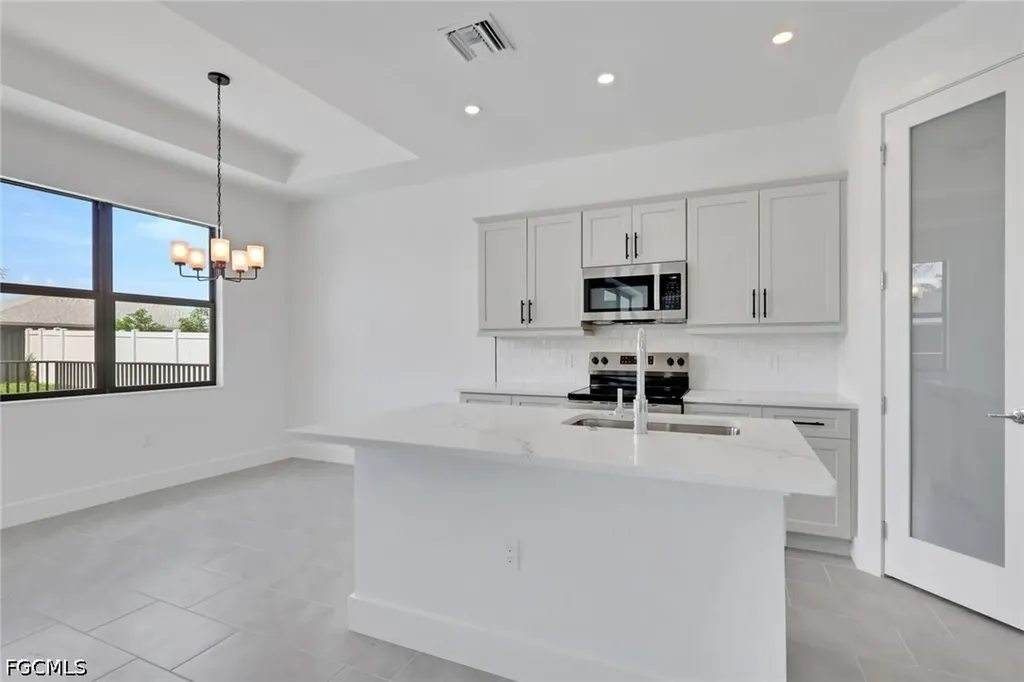 1408 NW 2nd Street Cape Coral FL 33993