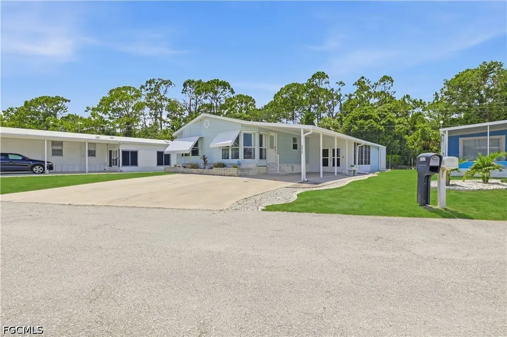 217 Shrub Lane N North Fort Myers FL 33917