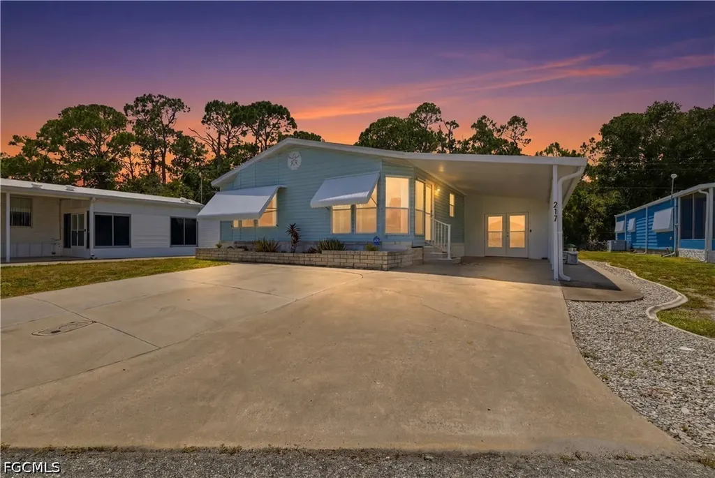 217 Shrub Lane N North Fort Myers FL 33917