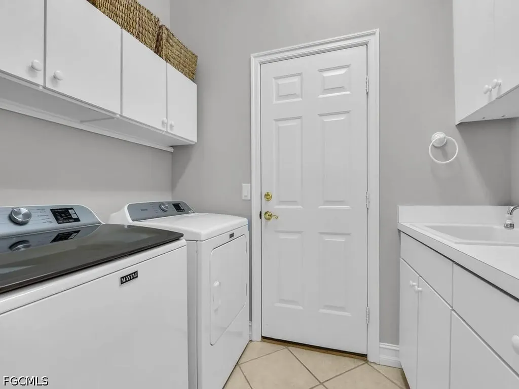 12090 Hidden Links Drive Fort Myers FL 33913