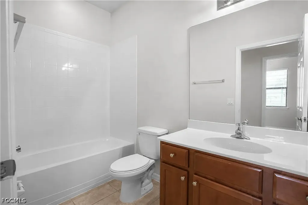 2303 SW 21st Terrace Cape Coral FL 33991