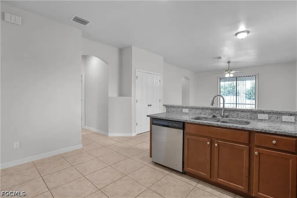 2303 SW 21st Terrace Cape Coral FL 33991