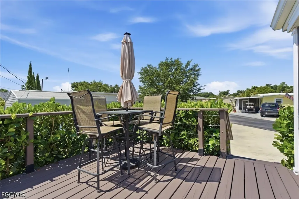 5558 Palm Beach Boulevard Fort Myers FL 33905