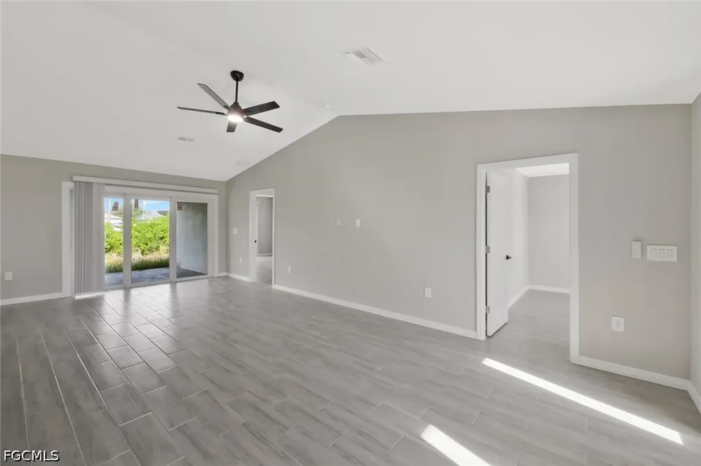 2014 Kismet Parkway W Cape Coral FL 33993