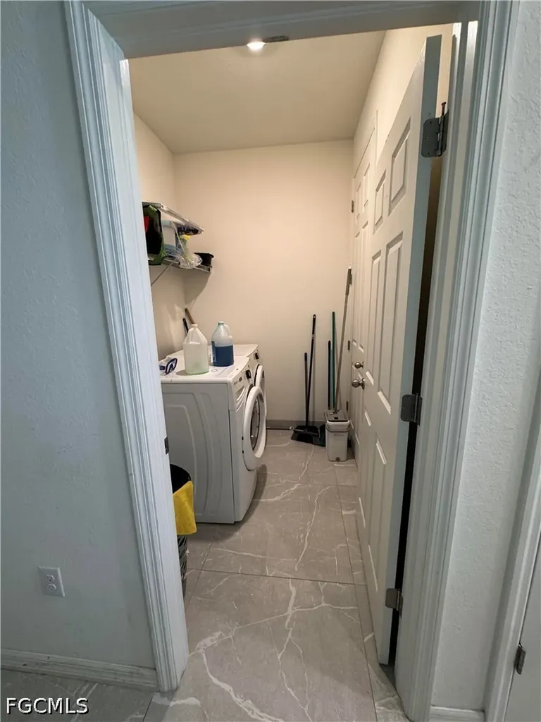 1820 NW 19th Avenue Cape Coral FL 33993