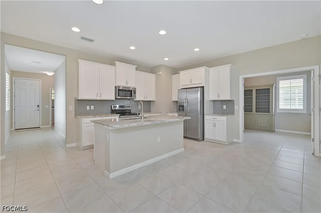 15169 Ligustrum Lane Alva FL 33920