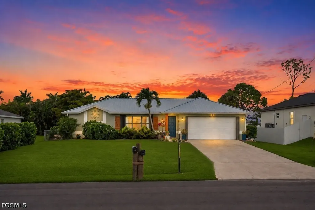2017 NW 7th Street Cape Coral FL 33993
