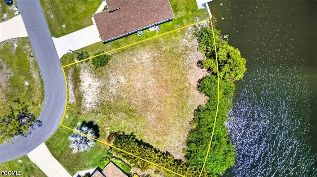 2746 NW 10th Street Cape Coral FL 33993