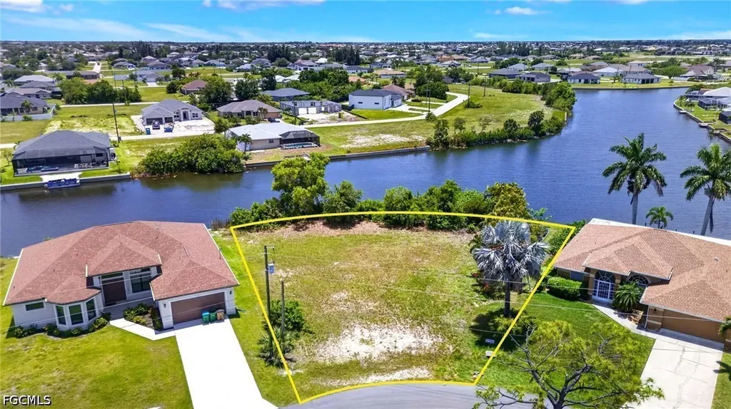2746 NW 10th Street Cape Coral FL 33993