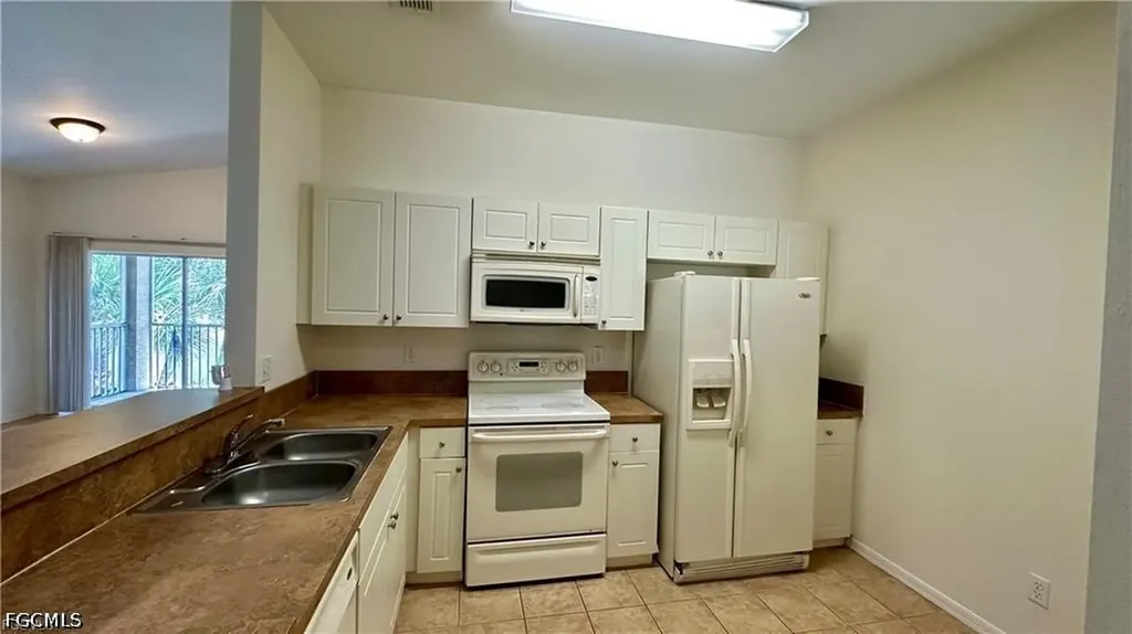 4299 Bellasol Circle Fort Myers FL 33916