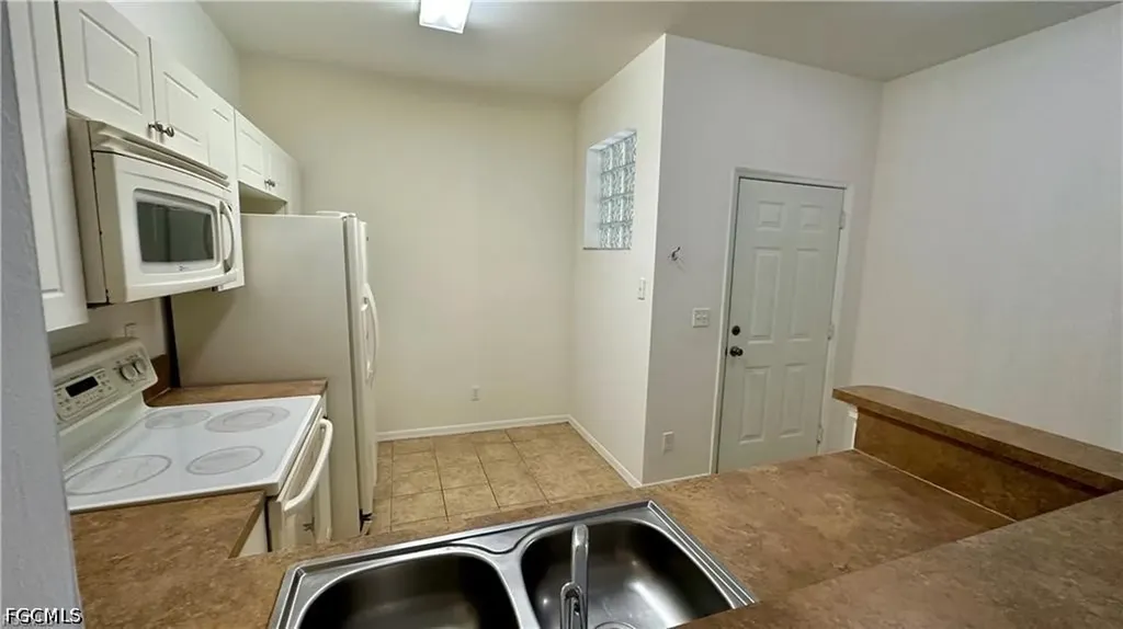 4299 Bellasol Circle Fort Myers FL 33916