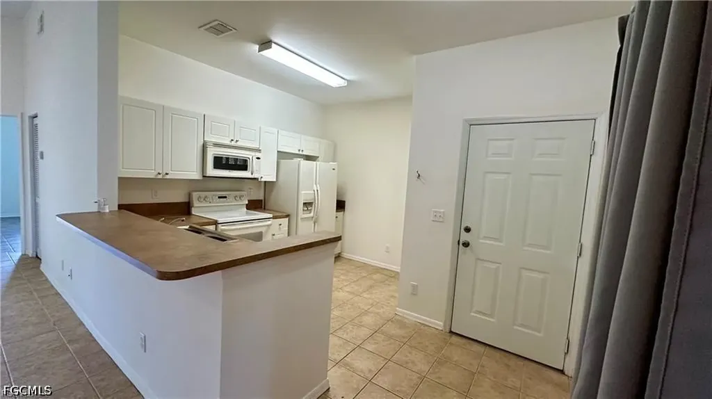 4299 Bellasol Circle Fort Myers FL 33916