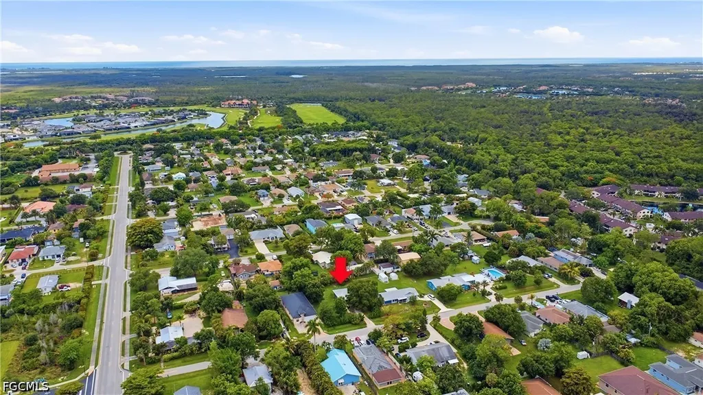 133 2nd Street Naples FL 34113