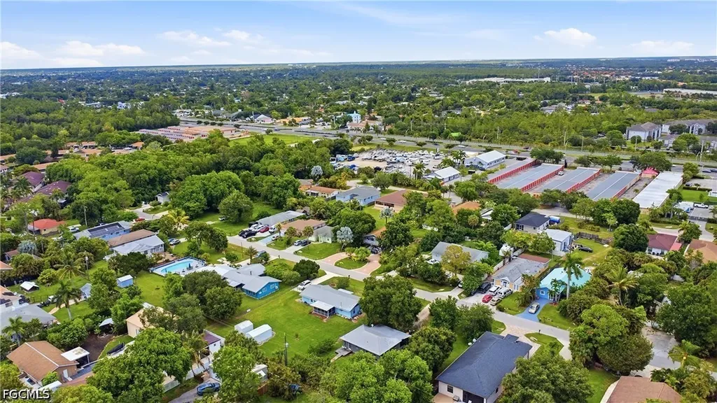 133 2nd Street Naples FL 34113