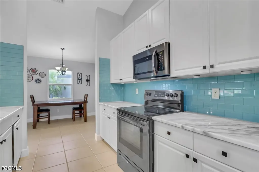 2232 Summersweet Drive Alva FL 33920