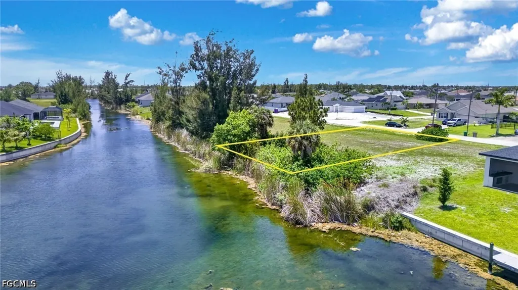 2108 NW 21st Street Cape Coral FL 33993