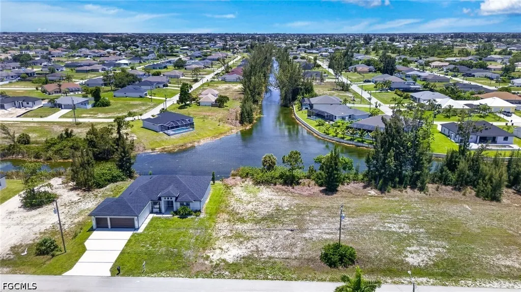 2108 NW 21st Street Cape Coral FL 33993