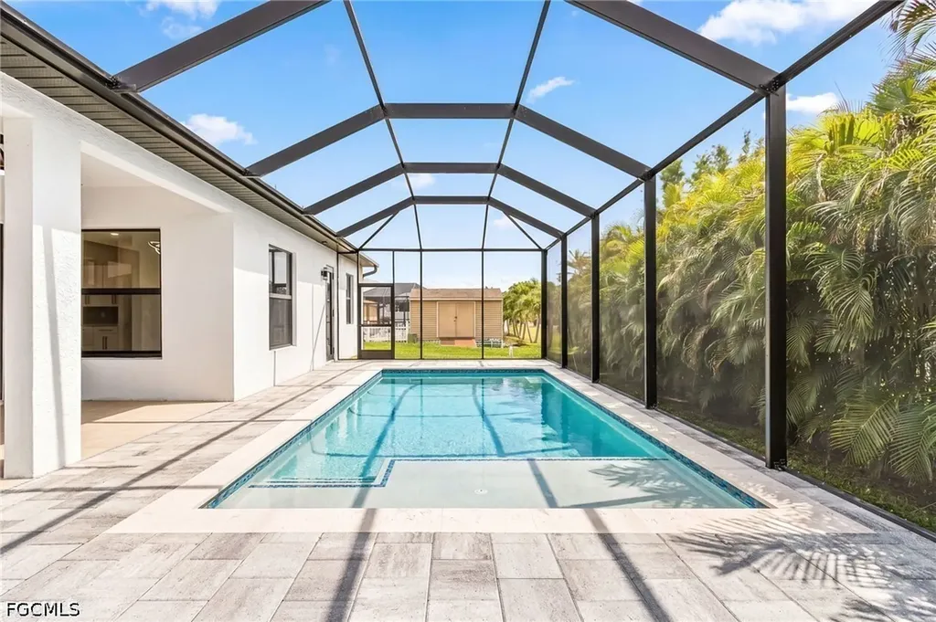 1229 NW 37th Place Cape Coral FL 33993