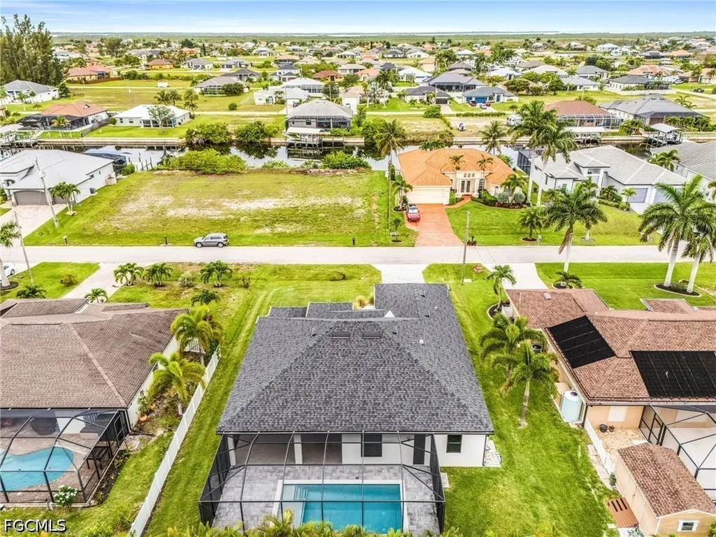 1229 NW 37th Place Cape Coral FL 33993
