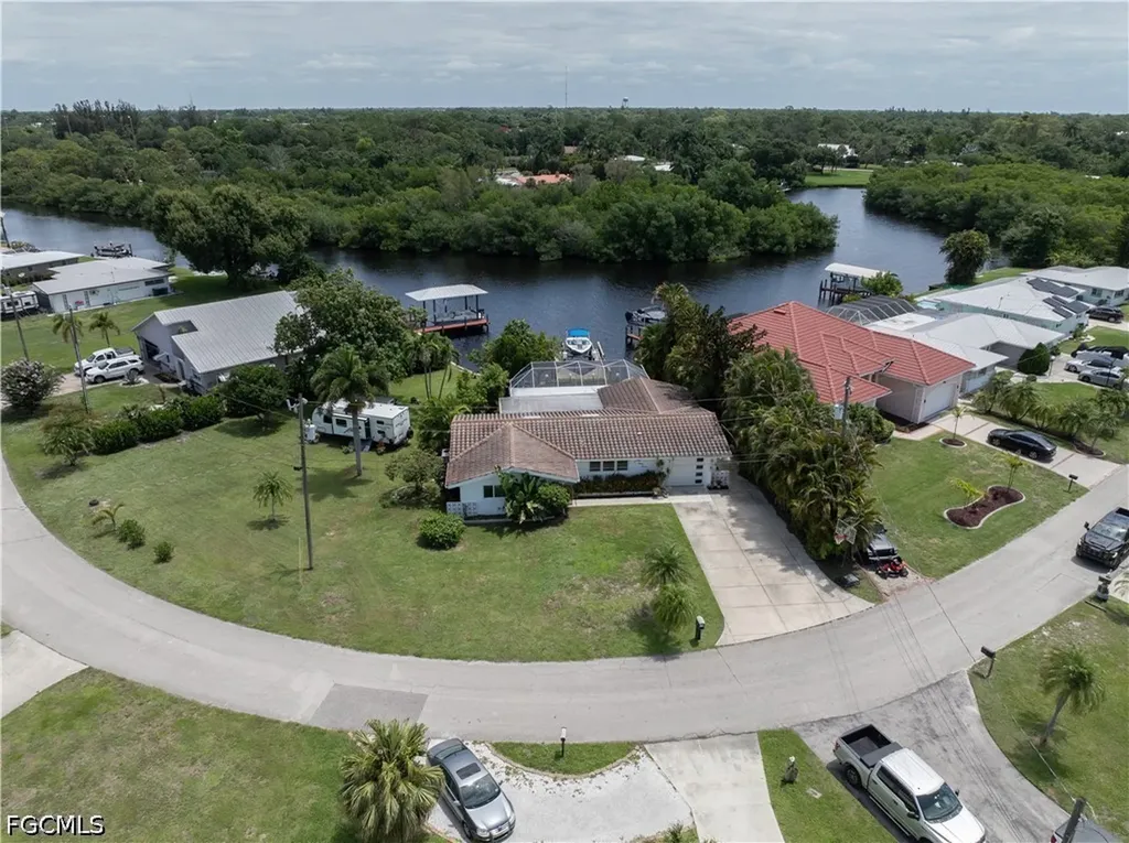 1300 Thompson Street North Fort Myers FL 33903
