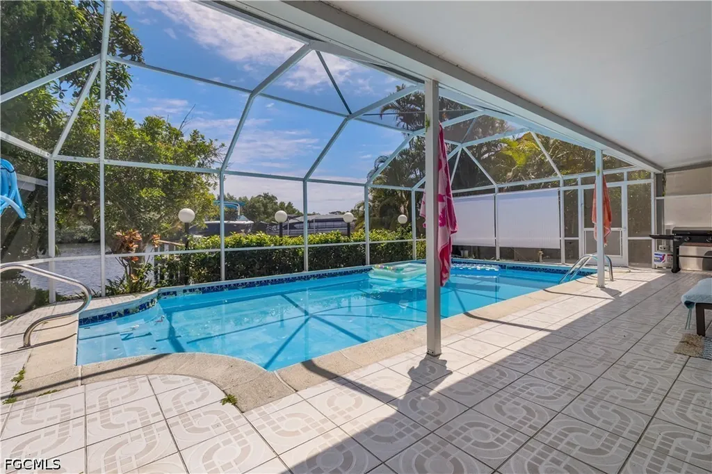1300 Thompson Street North Fort Myers FL 33903
