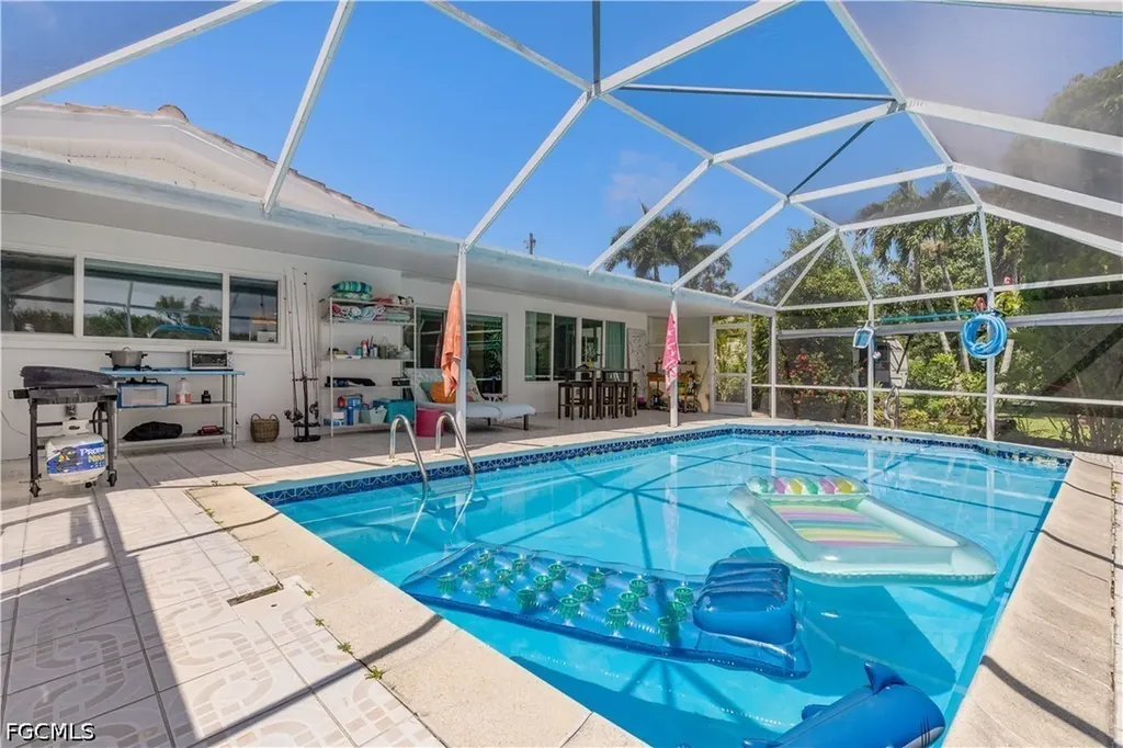 1300 Thompson Street North Fort Myers FL 33903