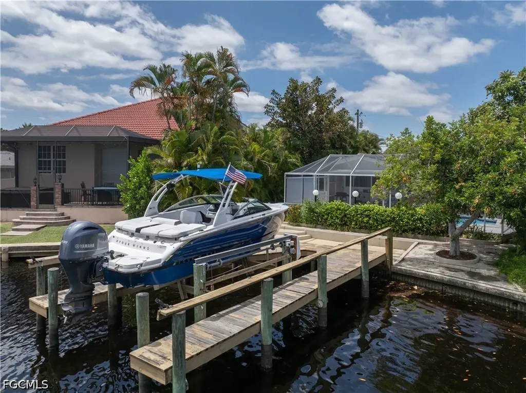 1300 Thompson Street North Fort Myers FL 33903