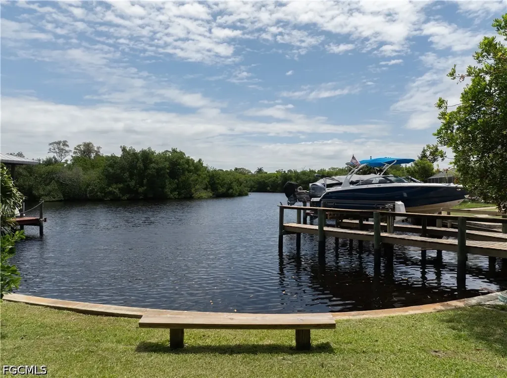 1300 Thompson Street North Fort Myers FL 33903