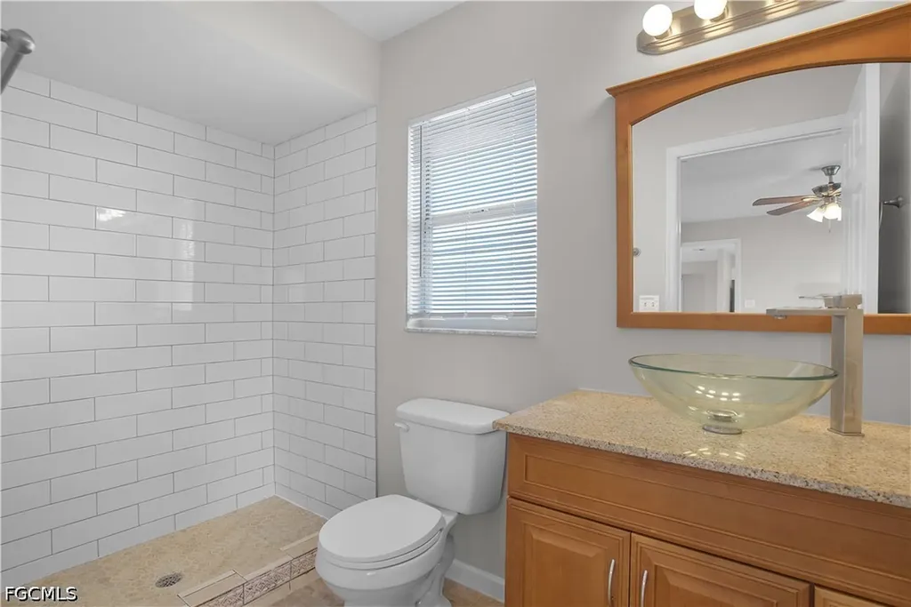 1601 NW 16th Terrace Cape Coral FL 33993