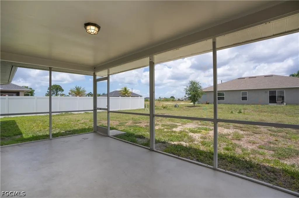 1601 NW 16th Terrace Cape Coral FL 33993