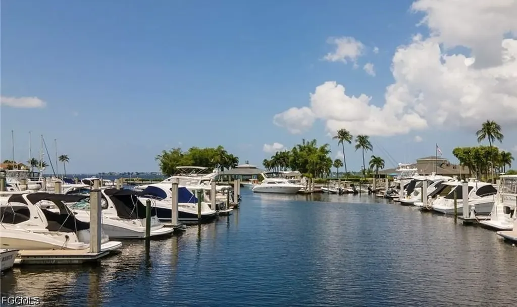 9900 Sunset Cove Lane Fort Myers FL 33919