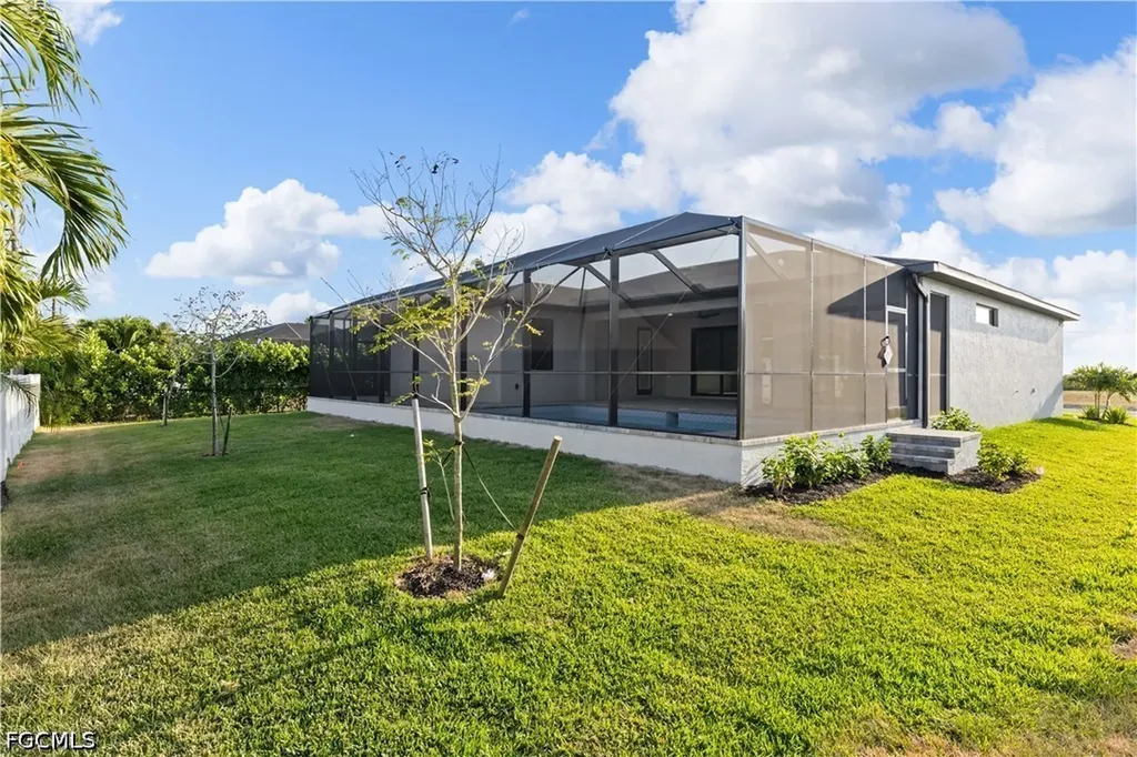 3311 Surfside Boulevard Cape Coral FL 33914