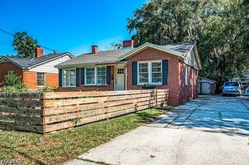 4819 Attleboro Street Jacksonville FL 32205