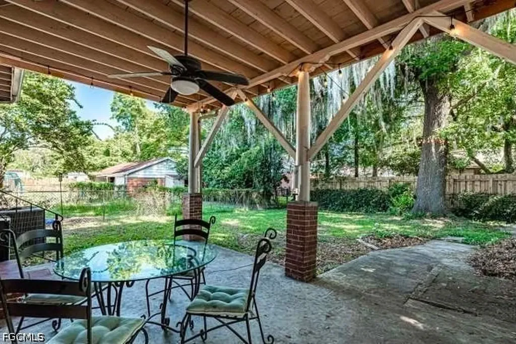 4819 Attleboro Street Jacksonville FL 32205