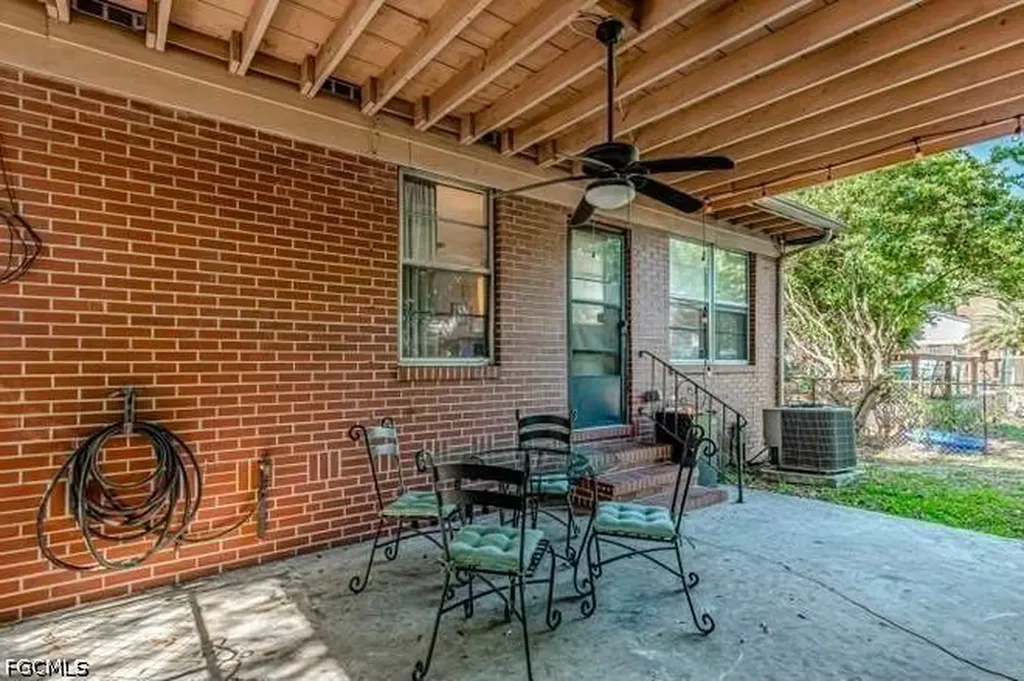 4819 Attleboro Street Jacksonville FL 32205