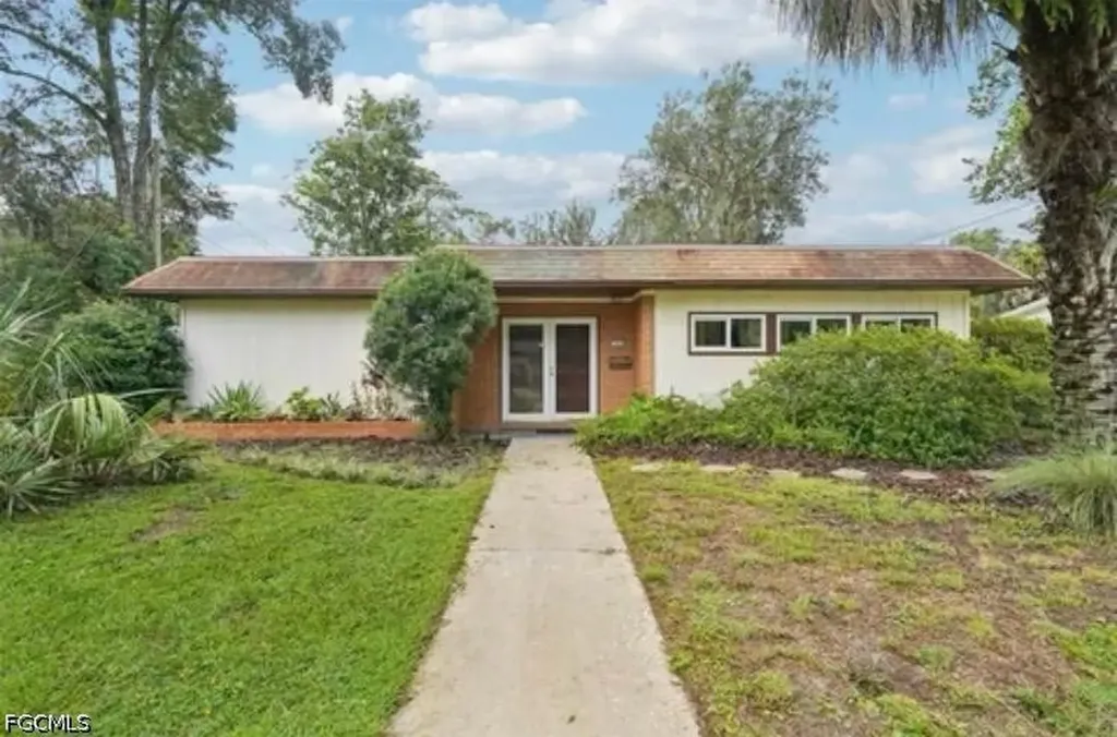 711 NE 6th Place Gainesville FL 32601