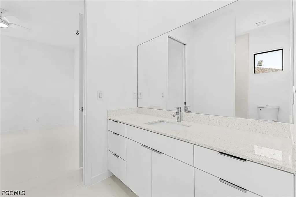 231 NW 27th Avenue Cape Coral FL 33993