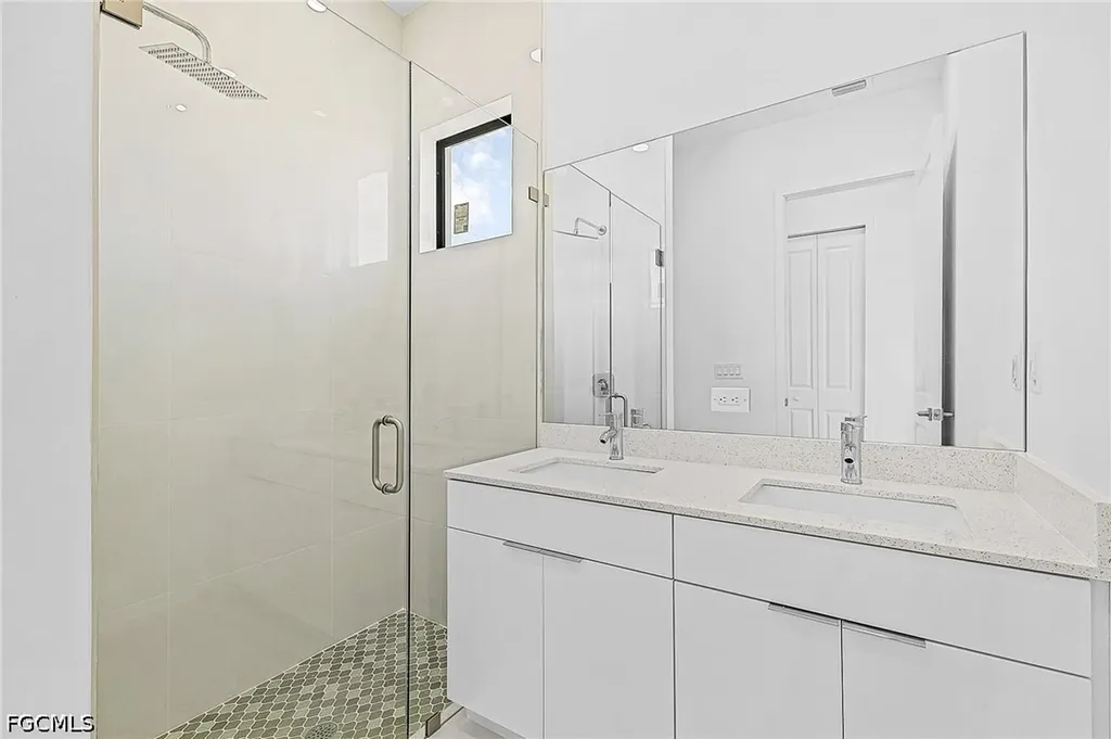 231 NW 27th Avenue Cape Coral FL 33993