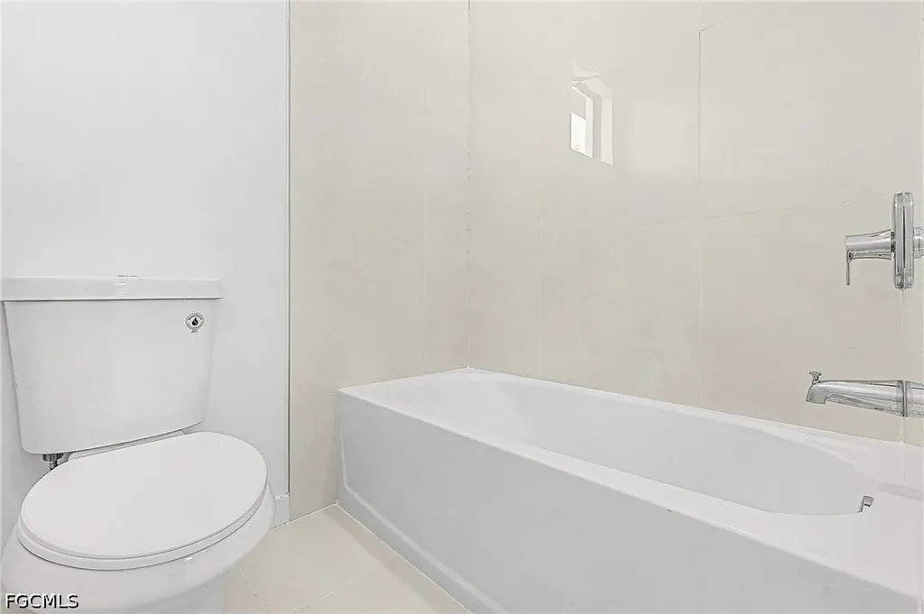 231 NW 27th Avenue Cape Coral FL 33993