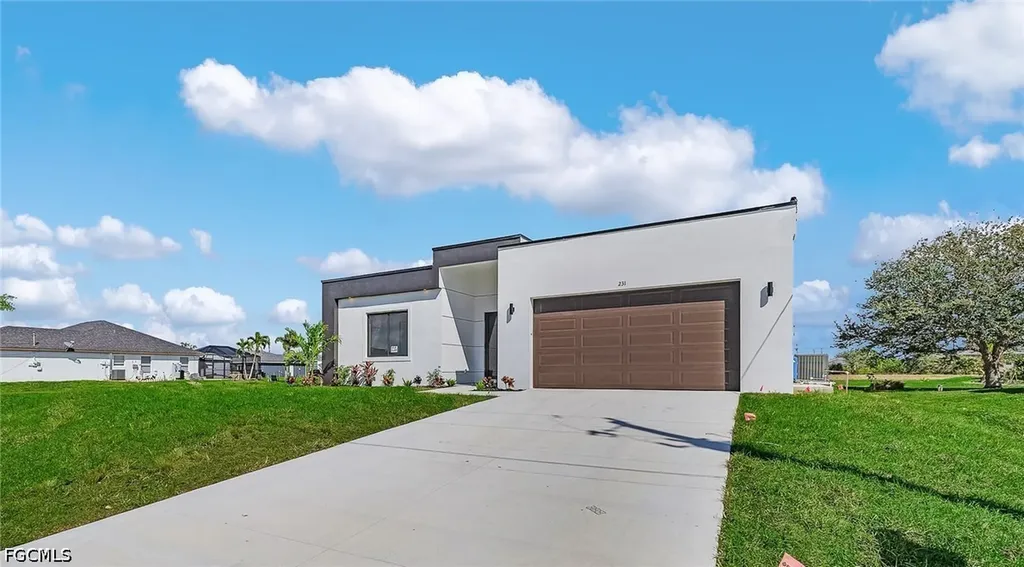 231 NW 27th Avenue Cape Coral FL 33993