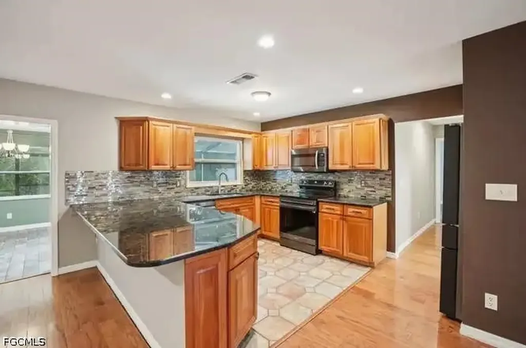 14107 Briarthorn Drive N Tampa FL 33625